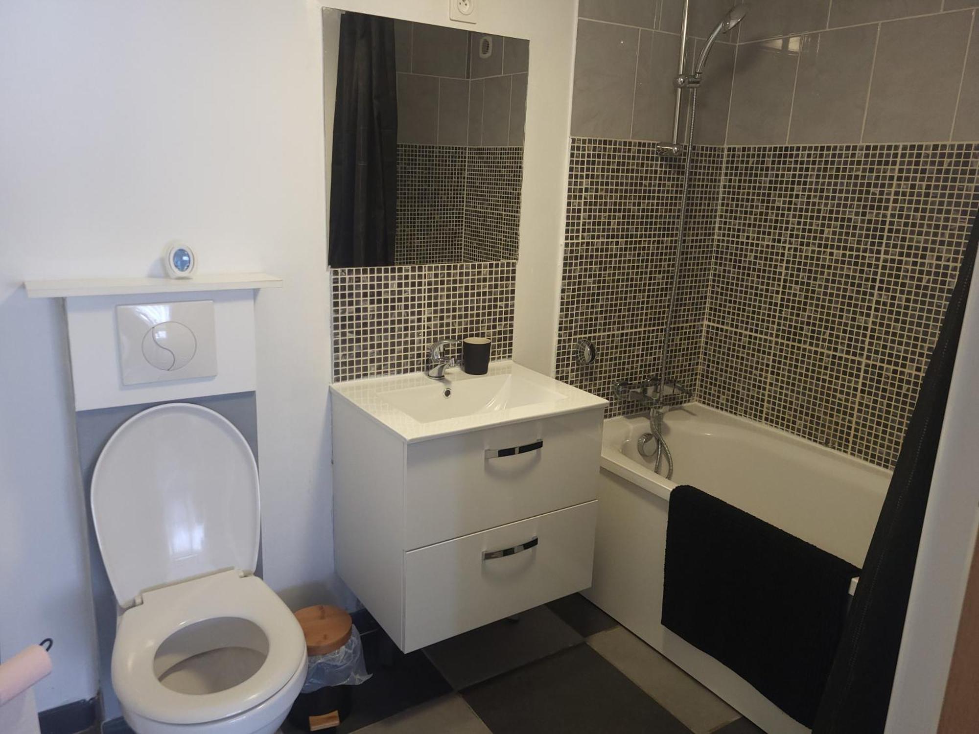 Joli T2 Bed & Breakfast Cucq Exterior foto